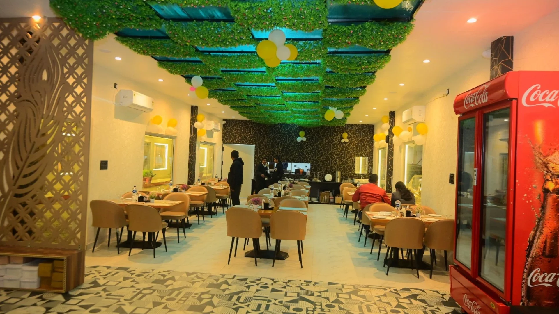 Hotel Omkar Palace